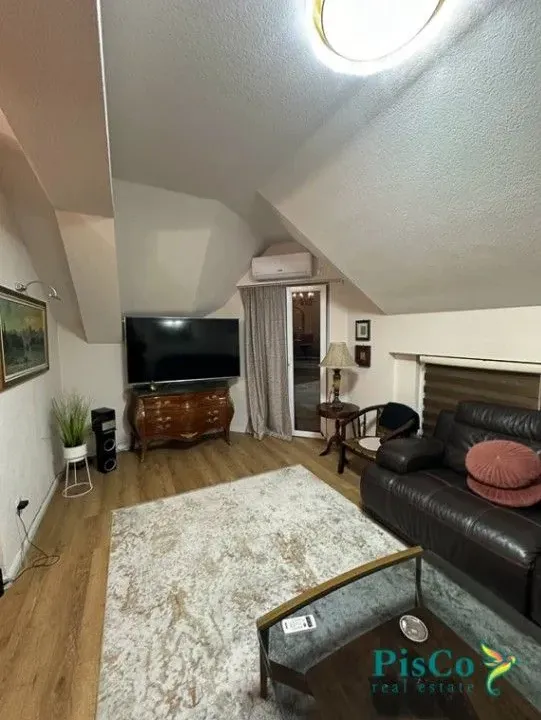 Prodaja, trosoban stan, 90m², Stari Aerodrom, Podgorica