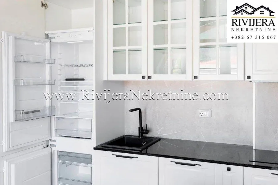 Sale, one bedroom apartment, 49m², Centar, Tivat