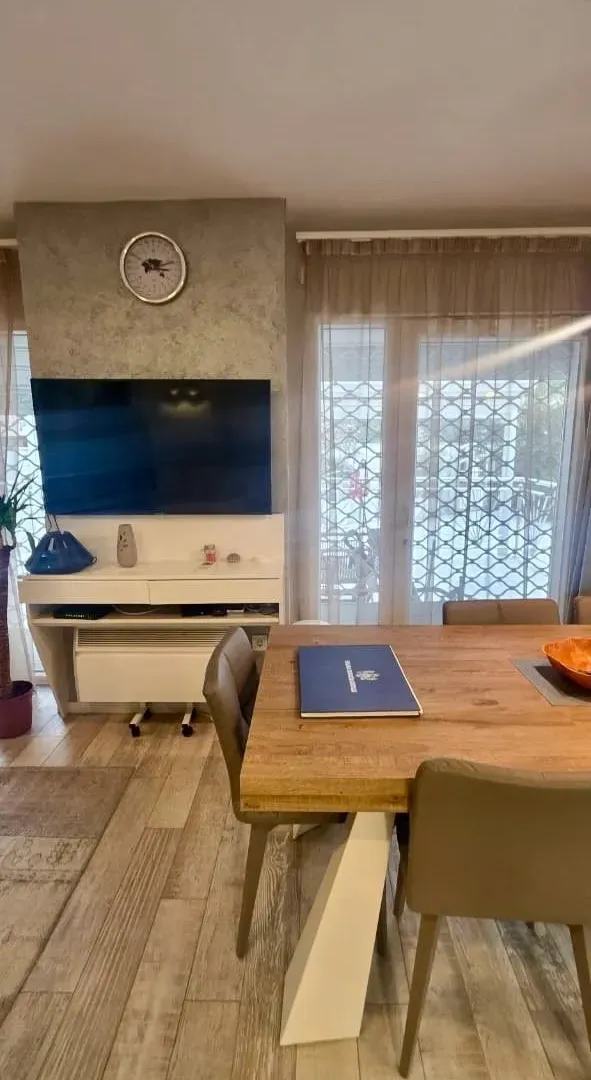 Rent, two bedroom apartment, 70m², Tivat, Crna Gora