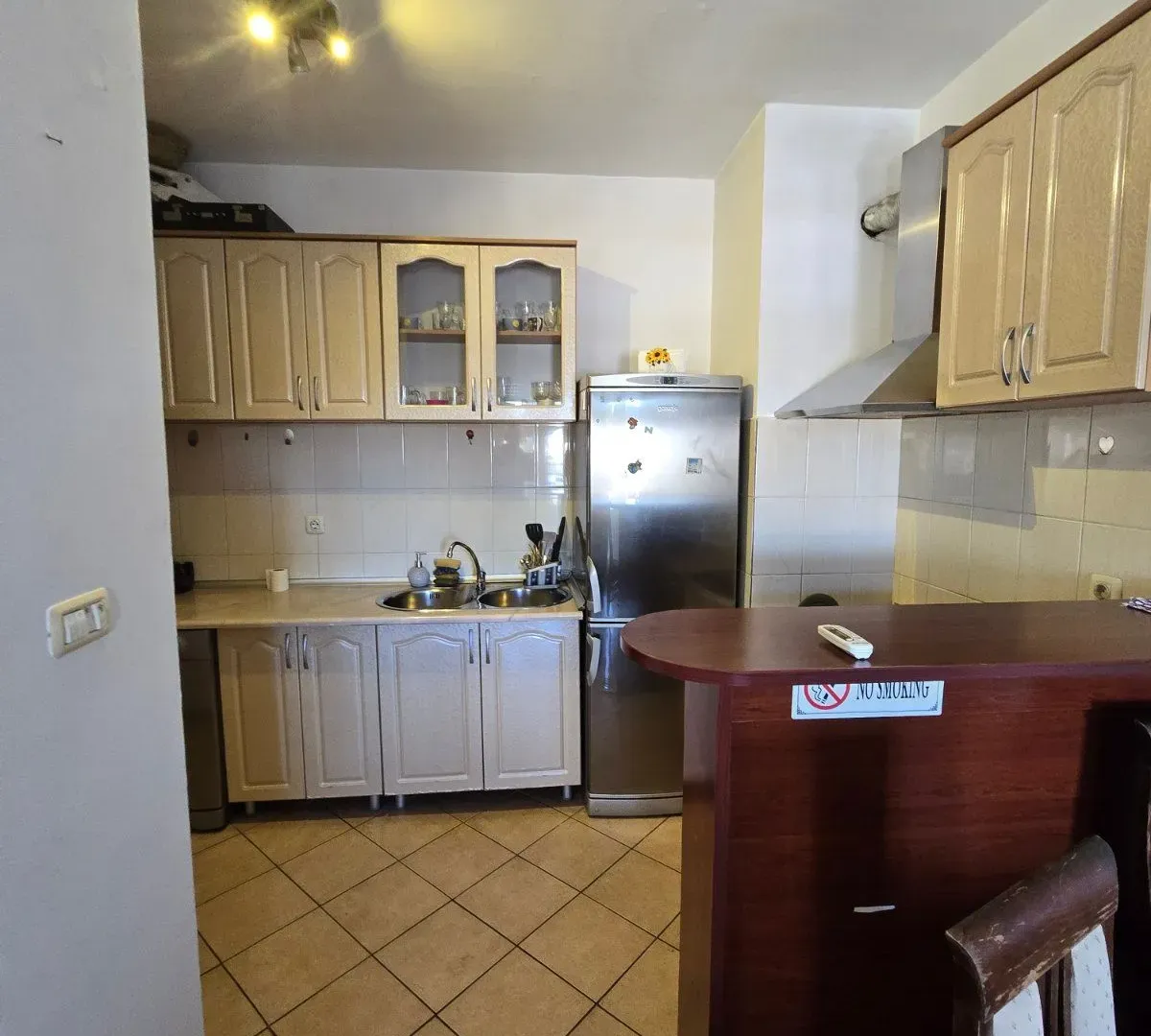 Izdavanje, jednosoban stan, 48m², Stari Aerodrom, Podgorica