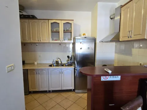 Izdavanje, jednosoban stan, 48m², Stari Aerodrom, Podgorica - image 6