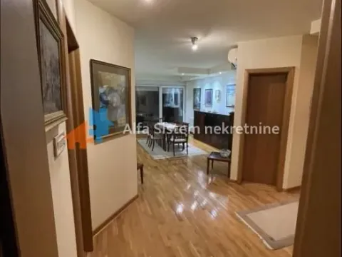 Izdavanje, trosoban stan, 95m², Autokomanda, Voždovac Sve Podlokacije - image 11