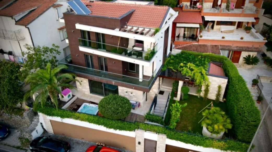 Prodaja, kuća, 210m², Sveti Stasije, Kotor