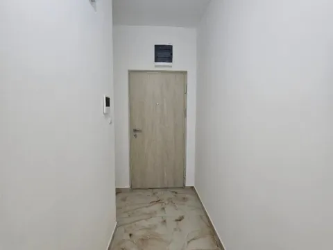 Izdavanje, jednosoban stan, 50m², Momišići, Podgorica - image 2