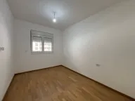 Prodaja, jednosoban stan, 48m², Stari Aerodrom, Podgorica - image 5