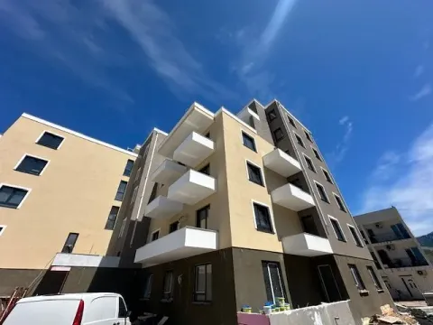 Prodaja, jednosoban stan, 47m², Šušanj, Bar - image 11