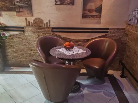 Izdavanje, poslovni prostor, 66m², Karaburma, Palilula Sve Podlokacije - image 2