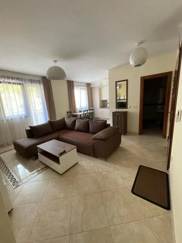 Sale, one bedroom apartment, 60m², Bečići, Budva