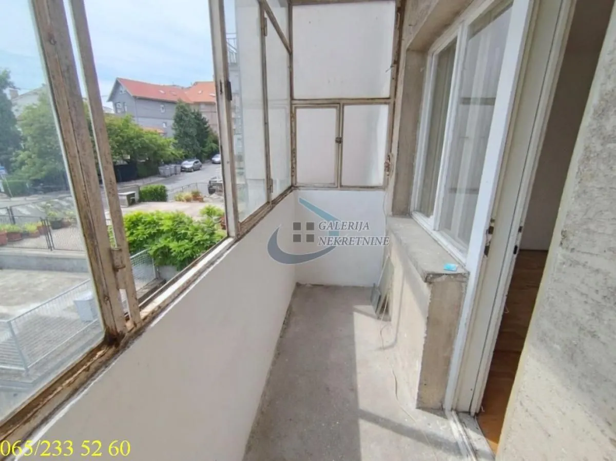Sale, one bedroom apartment, 38m², Kanarevo Brdo, Beograd