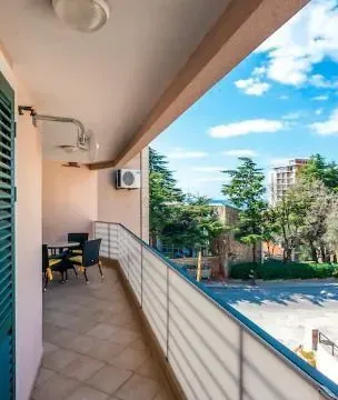 Sale, two bedroom apartment, 90m², Petrovac, Budva - image 4