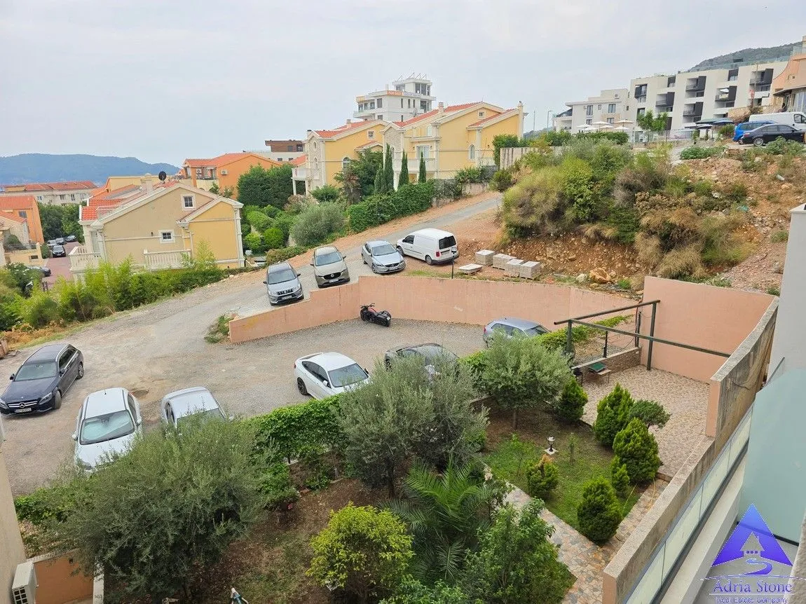 Sale, two bedroom apartment, 64m², Bečići, Budva