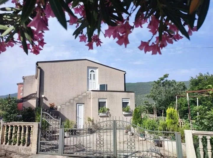 Prodaja, kuća, 110m², Budva, Crna Gora