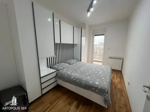 Izdavanje, dvosoban stan, 50m², Hala Pionir, Palilula Sve Podlokacije - image 10