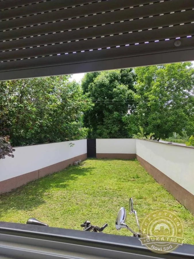 Izdavanje, četvorosoban stan, 74m², Adice, Novi Sad Sve Podlokacije