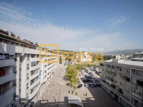 Izdavanje, dvosoban stan, 142m², Preko Morače, Podgorica
