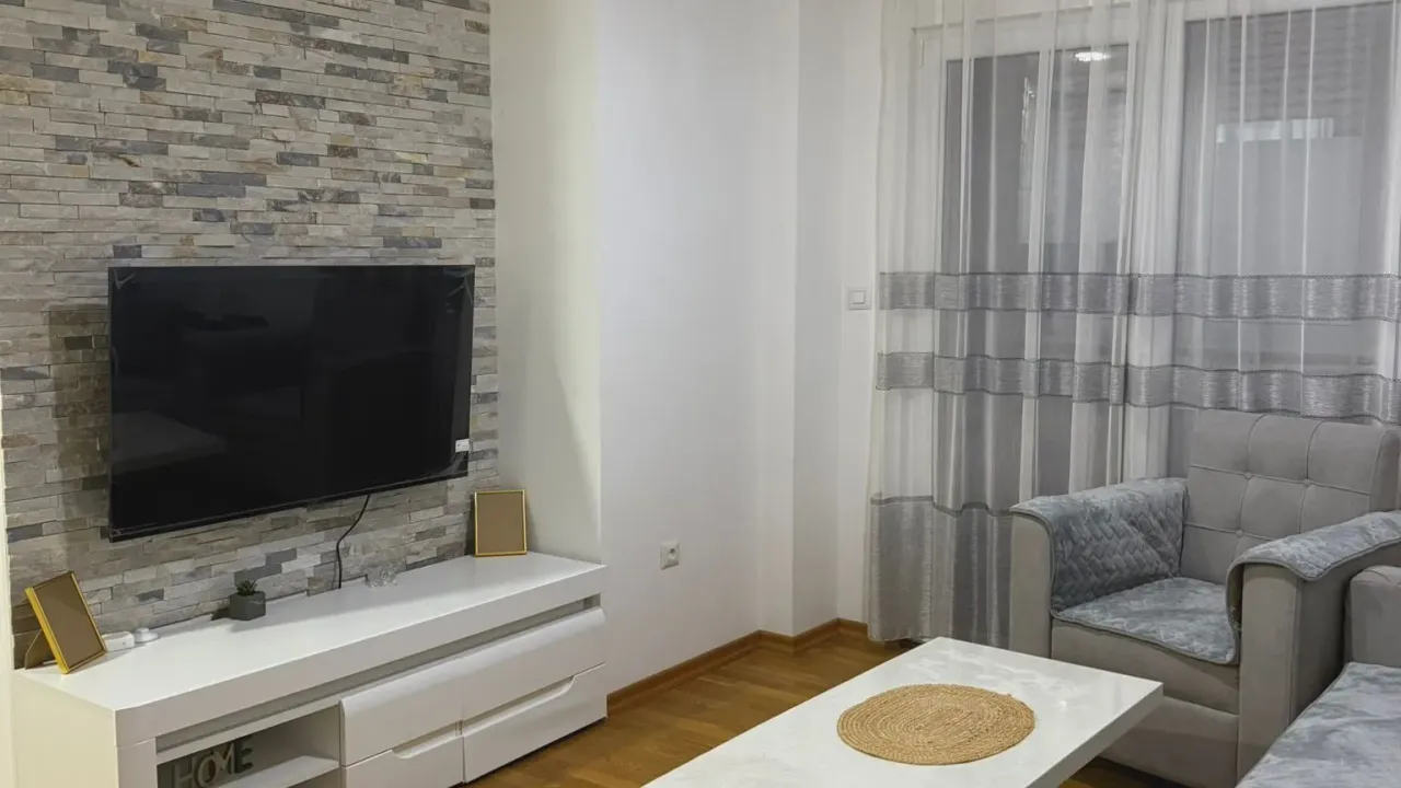 Izdavanje, dvosoban stan, 60m², Zabjelo, Podgorica