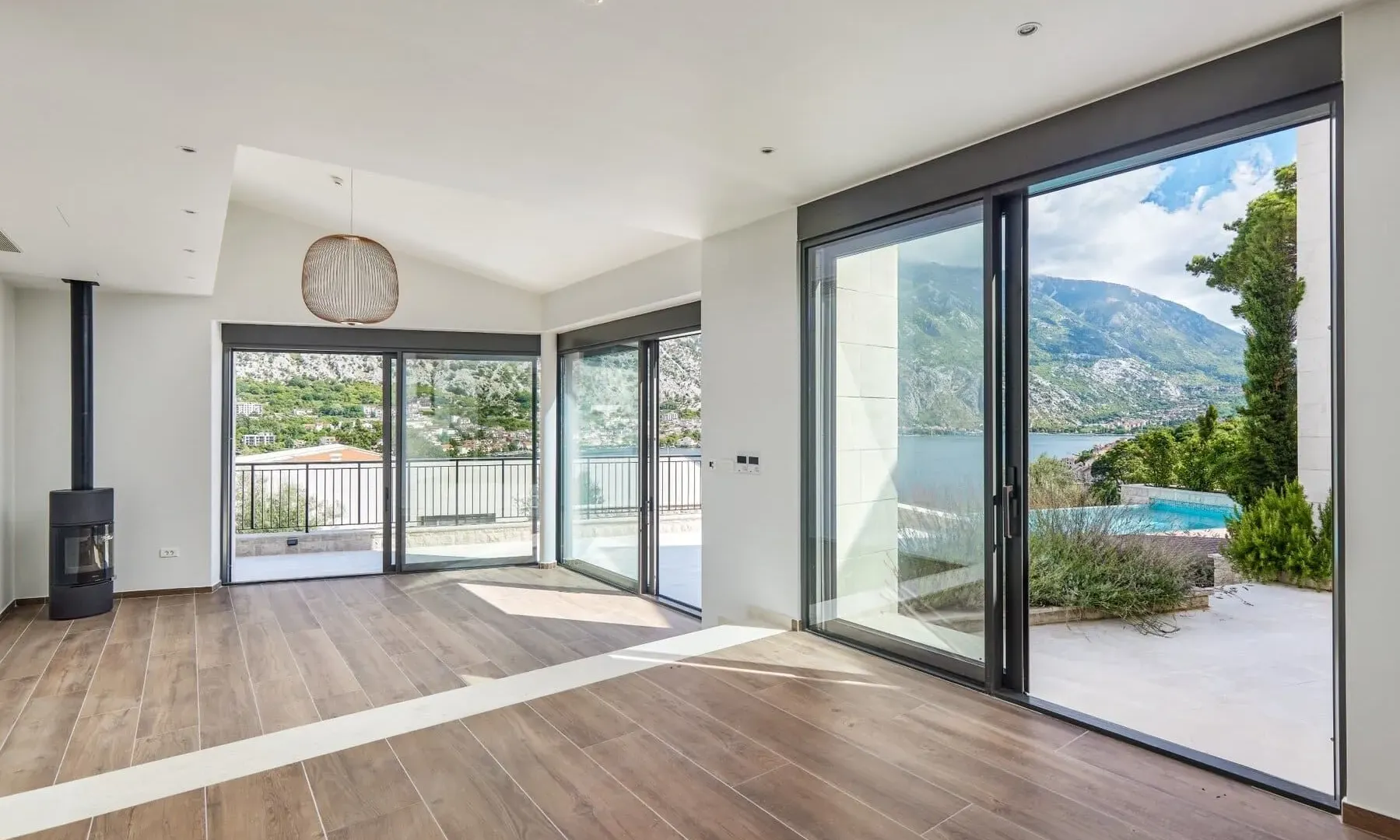Sale, house, 456m², Prčanj, Kotor