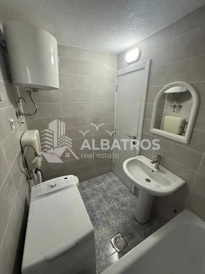 Rent, one bedroom apartment, 50m², Sutomore, Bar