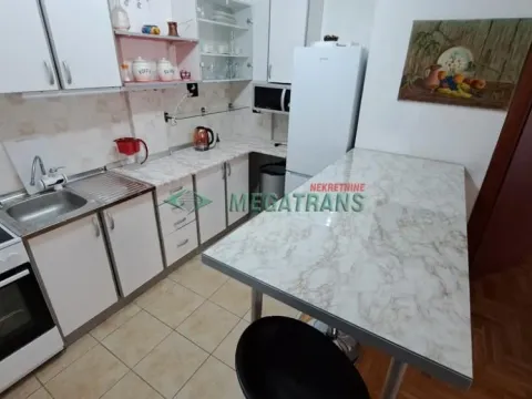 Izdavanje, četvorosoban stan, 100m², Novi Sad Sve Podlokacije, Novi Sad - image 11