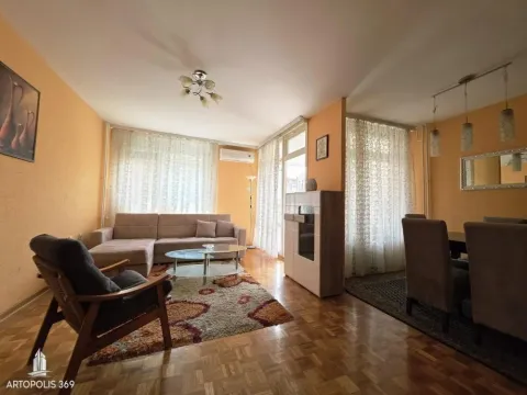 Sale, three bedroom apartment, 79m², Banjica, Voždovac Sve Podlokacije - image 1