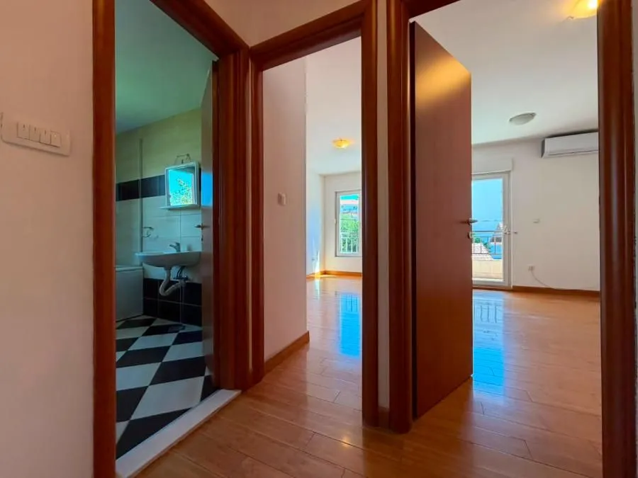 Rent, four bedroom apartment, 109m², Zagorič, Podgorica