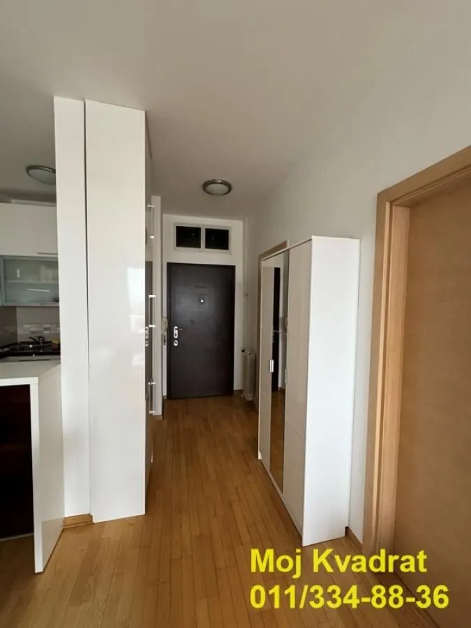 Izdavanje, dvosoban stan, 41m², Stari Grad, Beograd