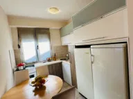 Izdavanje, dvosoban stan, 60m², Stari Aerodrom, Podgorica - image 7