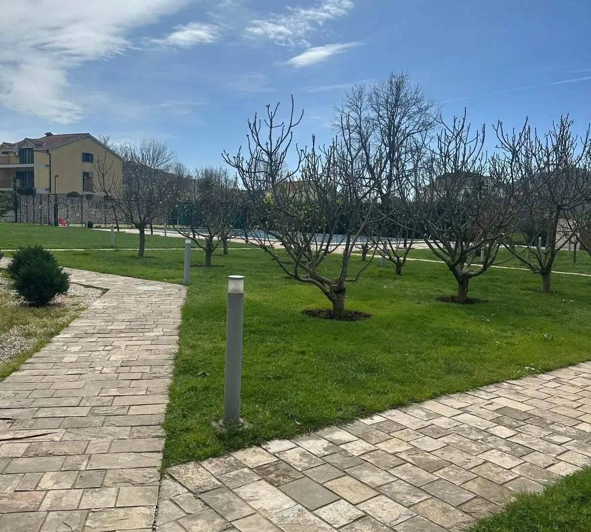 Prodaja, kuća, 174m², Lastva Grbaljska, Kotor