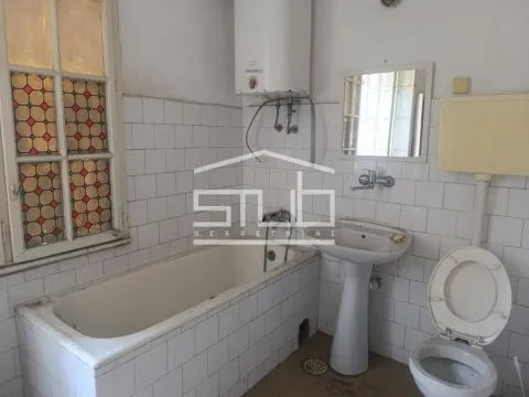 Izdavanje, kuća, 312m², Vračar Hram, Vračar Sve Podlokacije - image 11