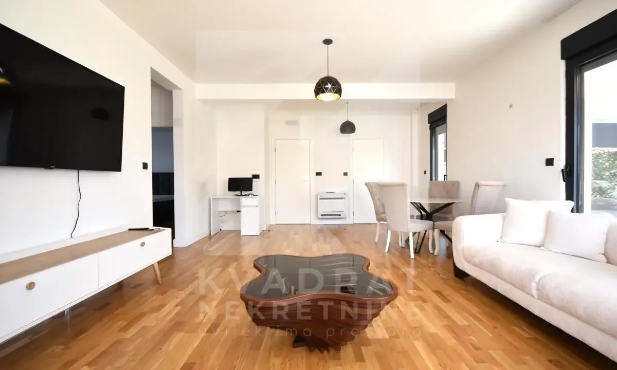 Rent, two bedroom apartment, 100m², Dalmatinska ulica, Podgorica