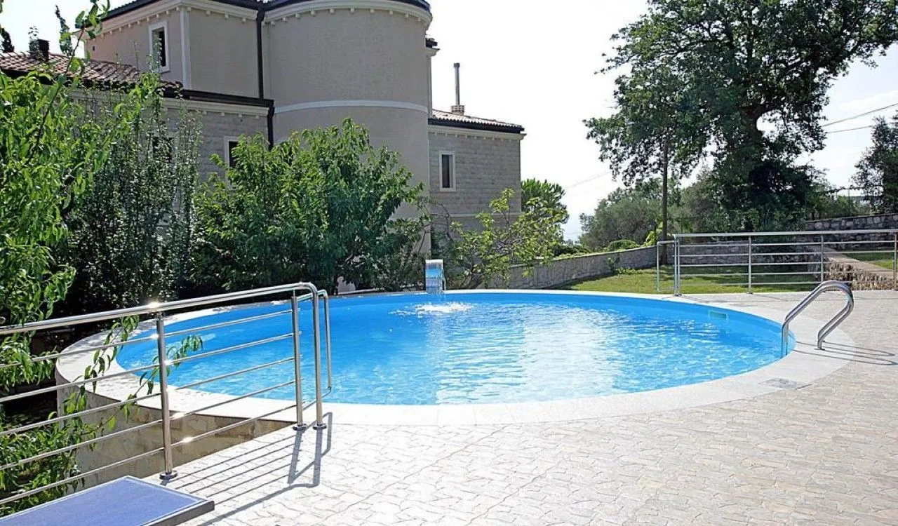 Sale, house, 300m², Reževići, Budva