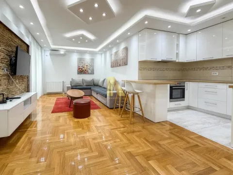 Izdavanje, dvosoban stan, 46m², Grbavica, Novi Sad Sve Podlokacije - image 4