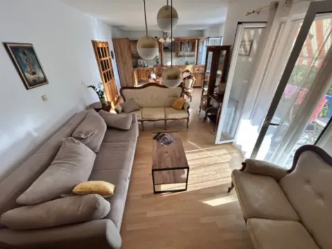 Rent, two bedroom apartment, 100m², Kalimanj, Tivat