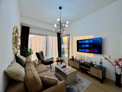 Stan-na-dan, jednosoban stan, 50m², Centar, Bar - image 1