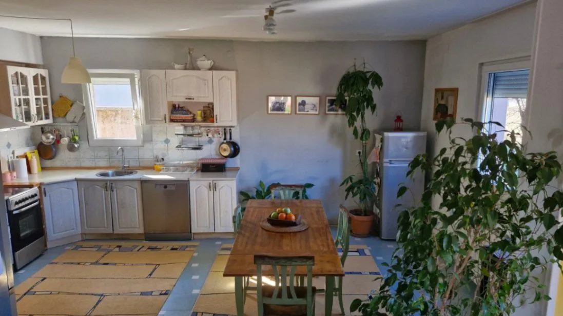 Prodaja, kuća, 150m², Tološi, Podgorica