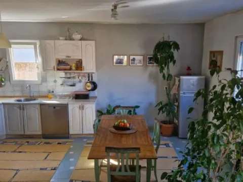 Prodaja, kuća, 150m², Tološi, Podgorica - image 3