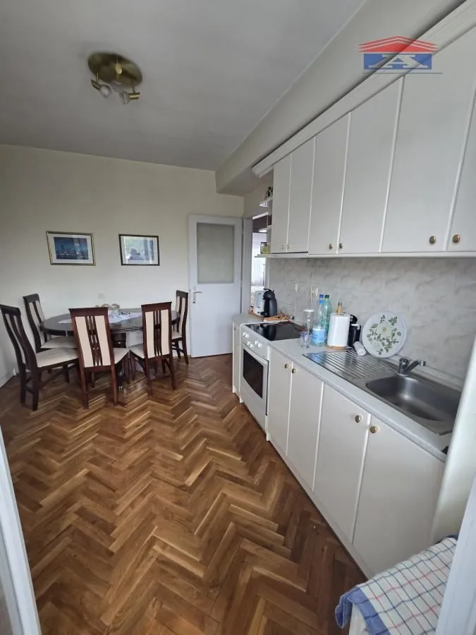 Prodaja, dvosoban stan, 64m², Kej, Novi Sad Sve Podlokacije