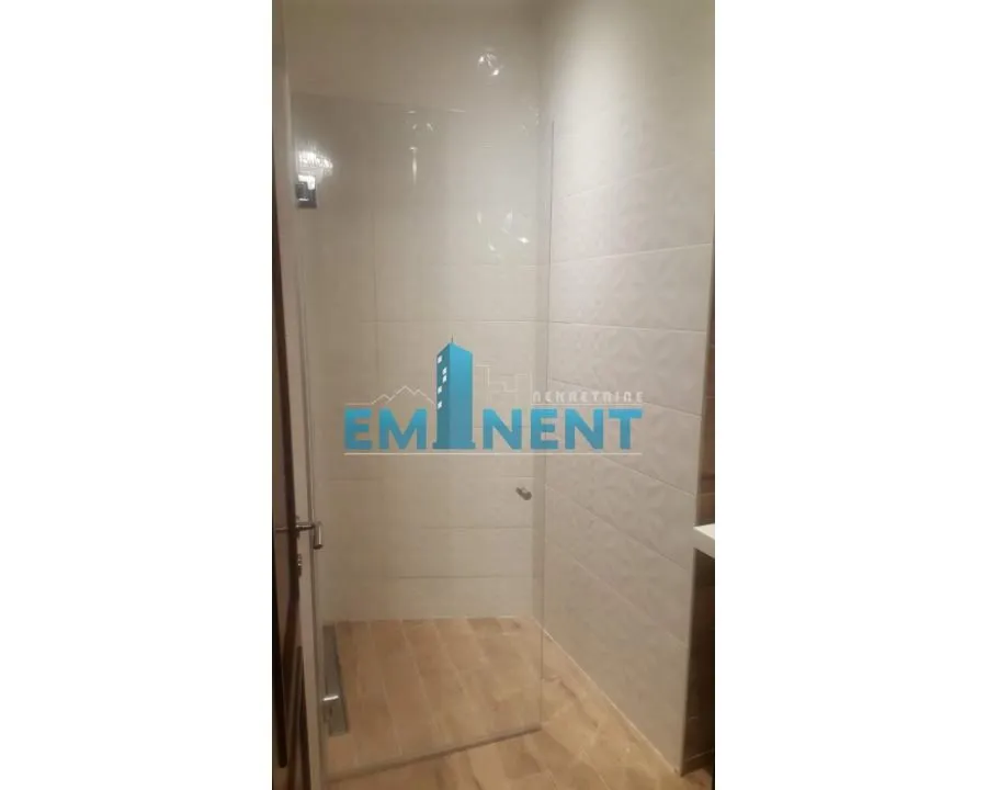 Rent, three bedroom apartment, 82m², Stari Grad, Beograd