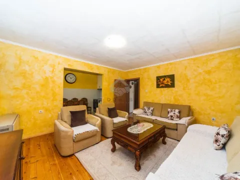 Izdavanje, dvosoban stan, 90m², Masline, Podgorica - image 3