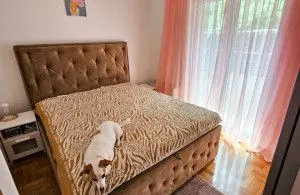 Izdavanje, trosoban stan, 100m², Golubovina, Budva