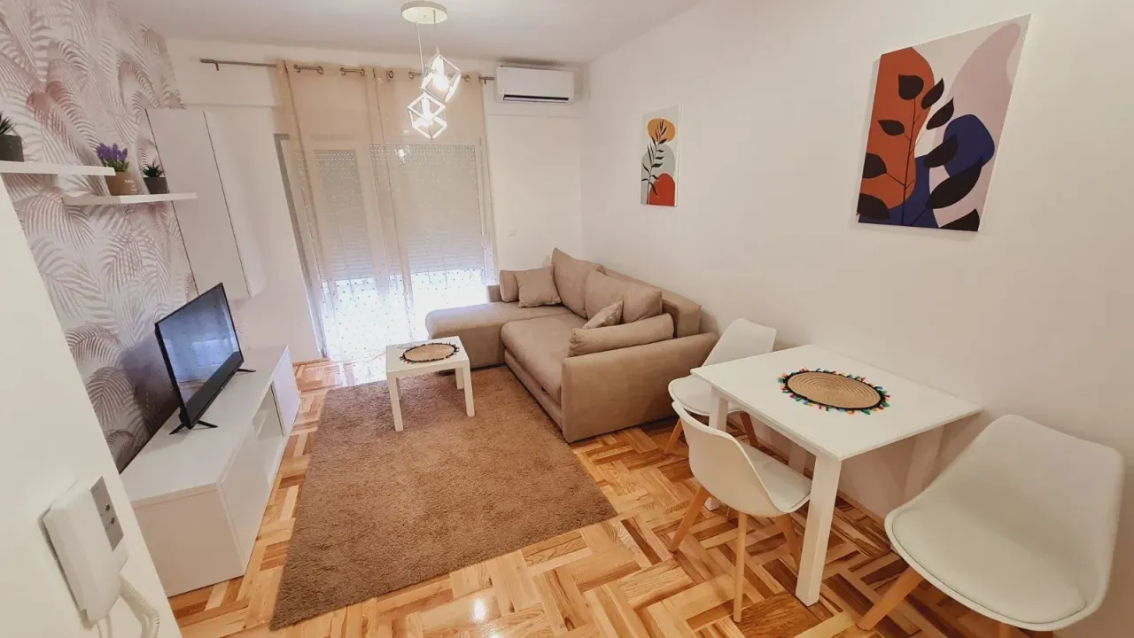 Izdavanje, stan, 30m², Ljubović, Podgorica