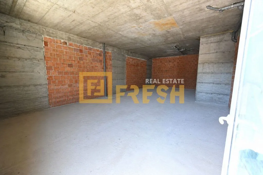 Sale, office space, 78m², Zabjelo, Podgorica