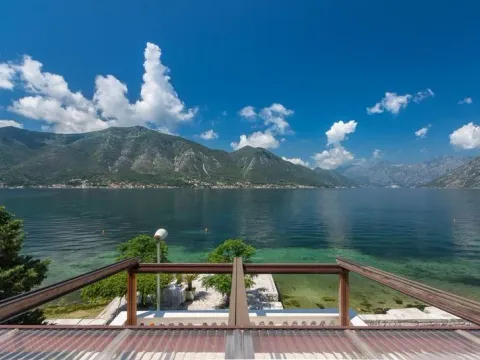 Prodaja, kuća, 365m², Dobrota, Kotor - image 8