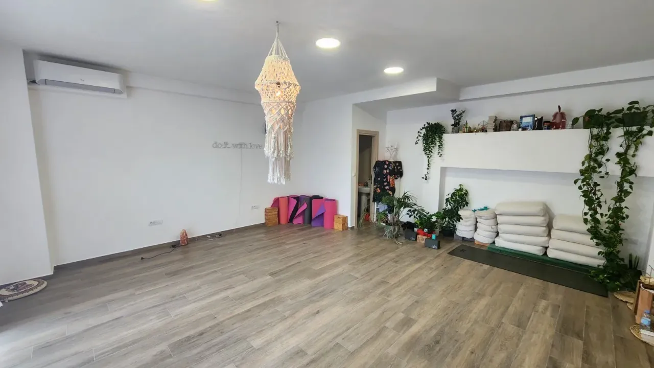 Rent, office space, 38m², Centar, Budva