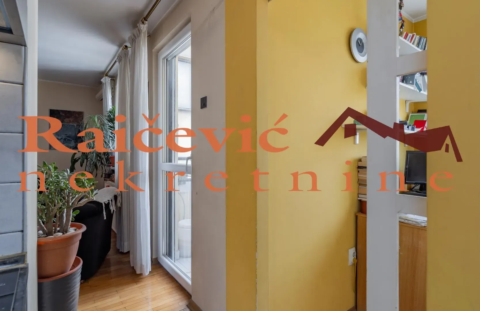Sale, four bedroom apartment, 93m², Karaburma, Palilula Sve Podlokacije