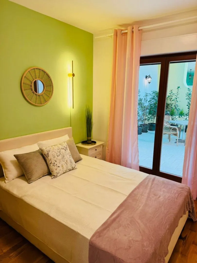 Sale, three bedroom apartment, 167m², Petrovac, Budva