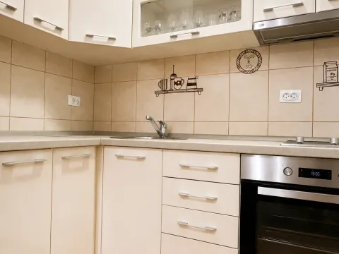 Rent, one bedroom apartment, 40m², Blok 9, Podgorica - image 4