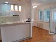 Prodaja, dvosoban stan, 76m², Novi Beograd Blok 72, Novi Beograd Sve Podlokacije - image 4