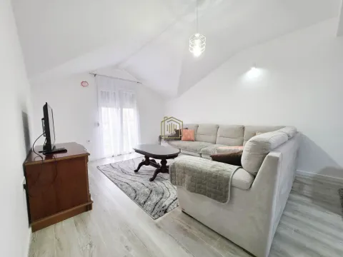 Izdavanje, dvosoban stan, 85m², Donja Gorica, Podgorica - image 14