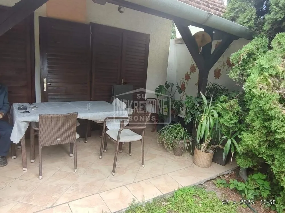 Prodaja, kuća, 180m², Železničko Naselje, Subotica